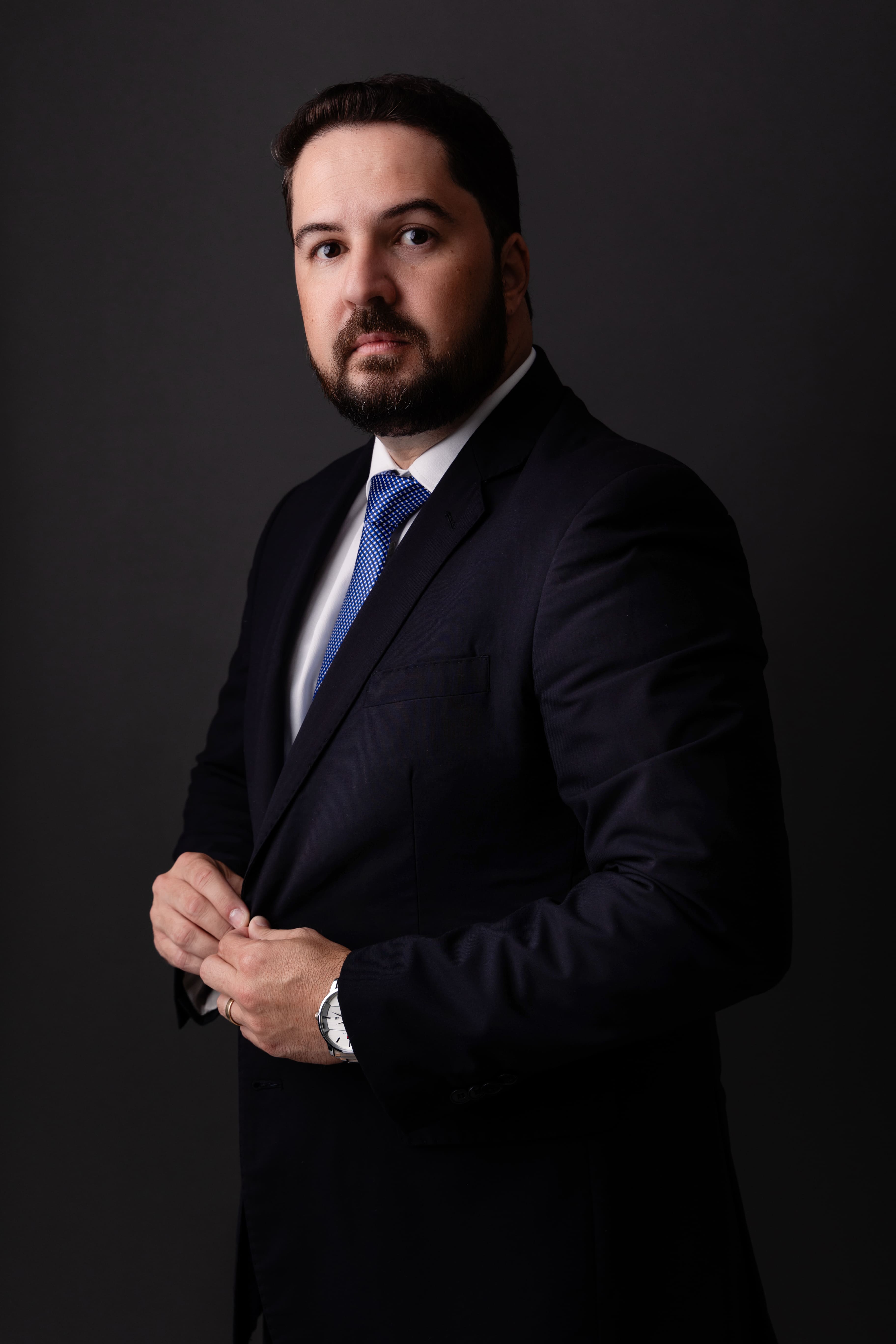 Eduardo Souza, advogado especialista em Direito Imobiliário